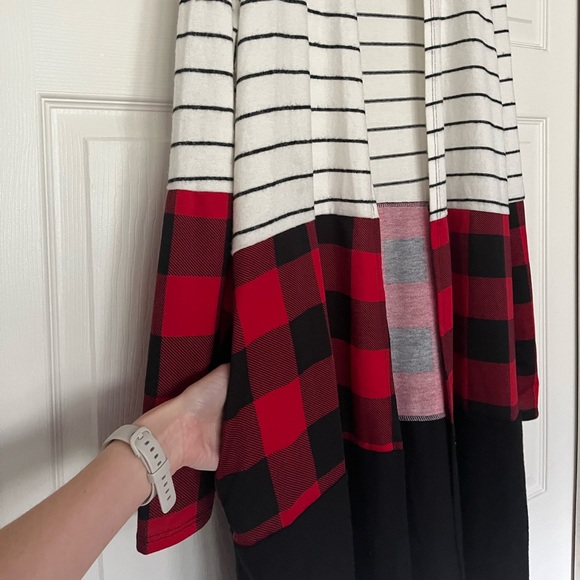 {Haptics} Buffalo Plaid Striped Open Front Long Cardigan - Women's Medium - NWT - Picture 6 of 11